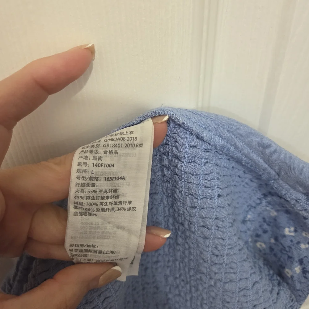 Abercrombie & Fitch Blue White Ditsy Floral Smocked Crop Linen Tank Top Sz Large - Picture 4 of 7
